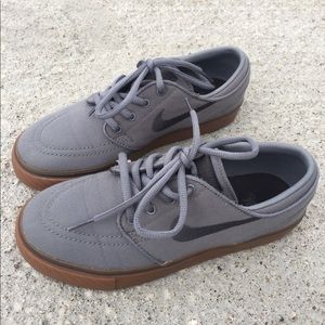 Nike’s SB  Stefan Janoski Shoes Size 5